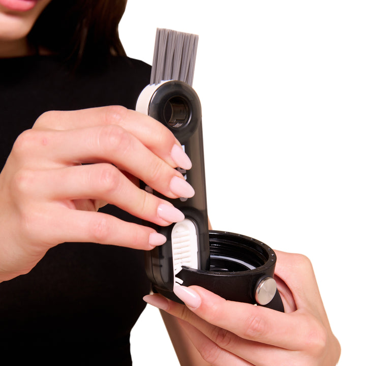 A cleaning brush da Tuyo. Limpador de garrafa